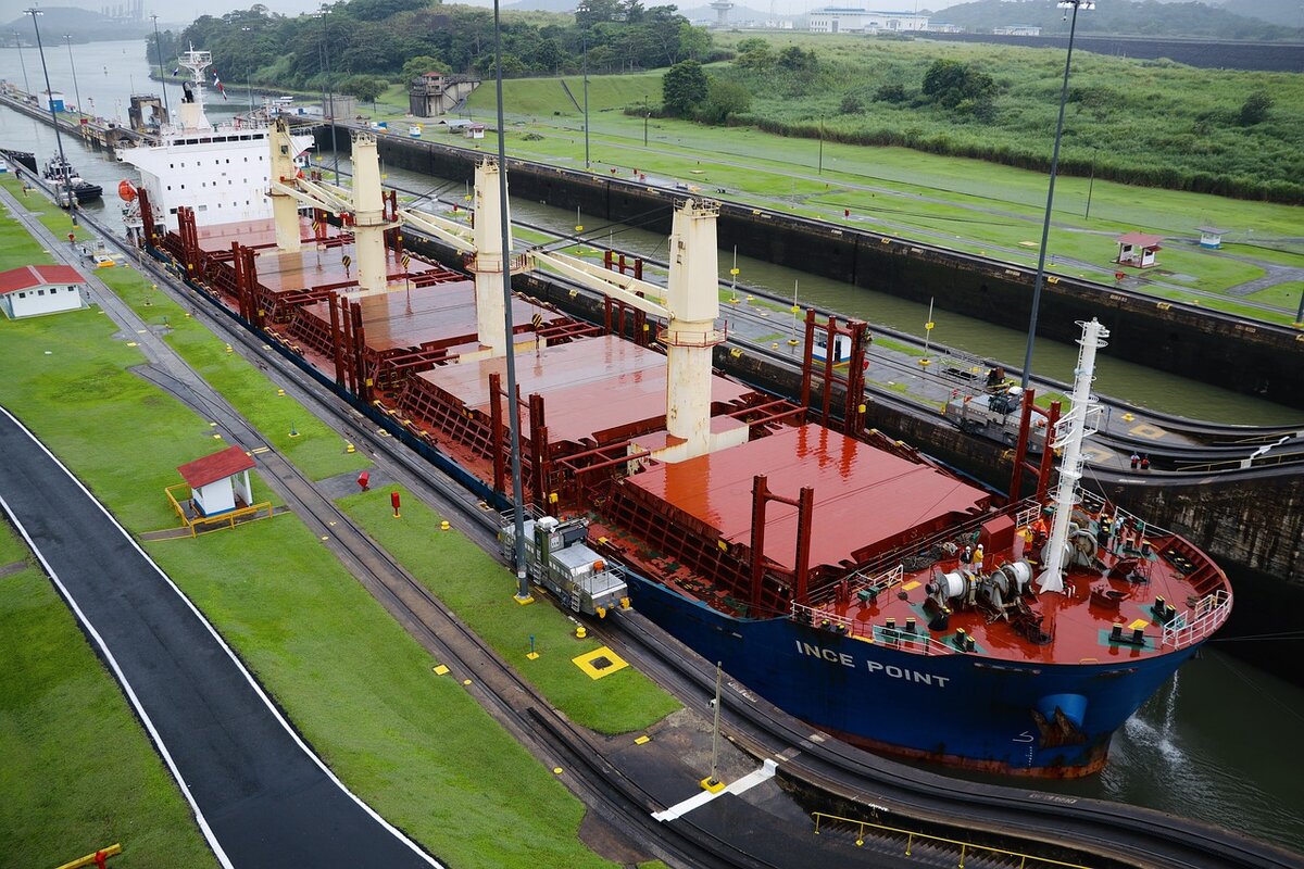 Panama canal Изображение Jens с сайта Pixabay