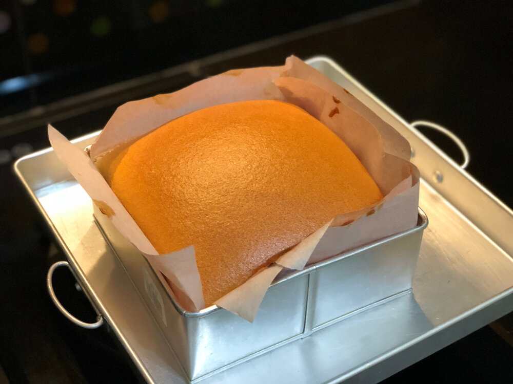 Сегодня готовим японский бисквит рецепт с фото пошагово. Его используют как самостоятельный десерт или как заготовку для пирожных (мерендинок).-2