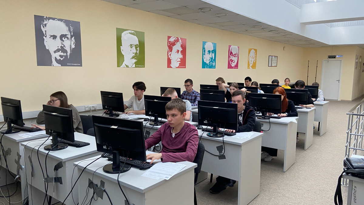 В минувшее воскресенье в Волгоградском государственном университете стартовали пробные ЕГЭ.-2