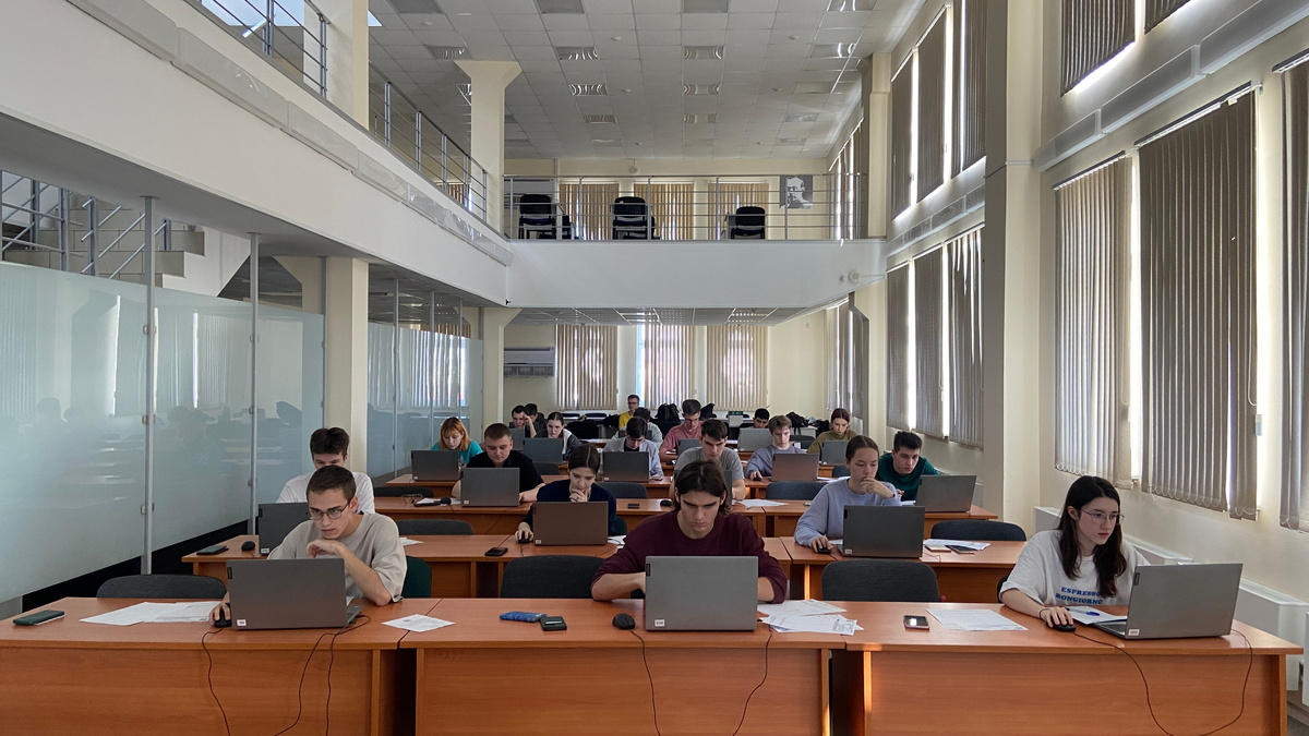 В минувшее воскресенье в Волгоградском государственном университете стартовали пробные ЕГЭ.