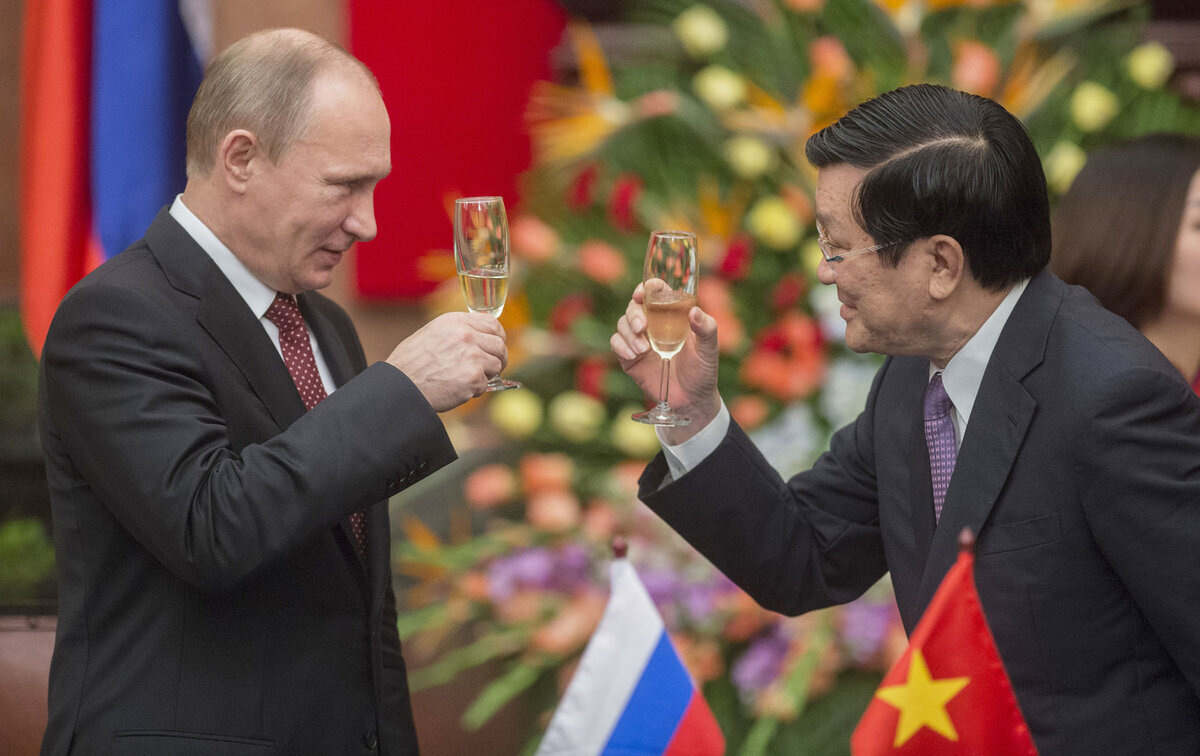 Владимир Путин прибудет в скором времени с государственным визитом в Социалистическую Республику Вьетнам.