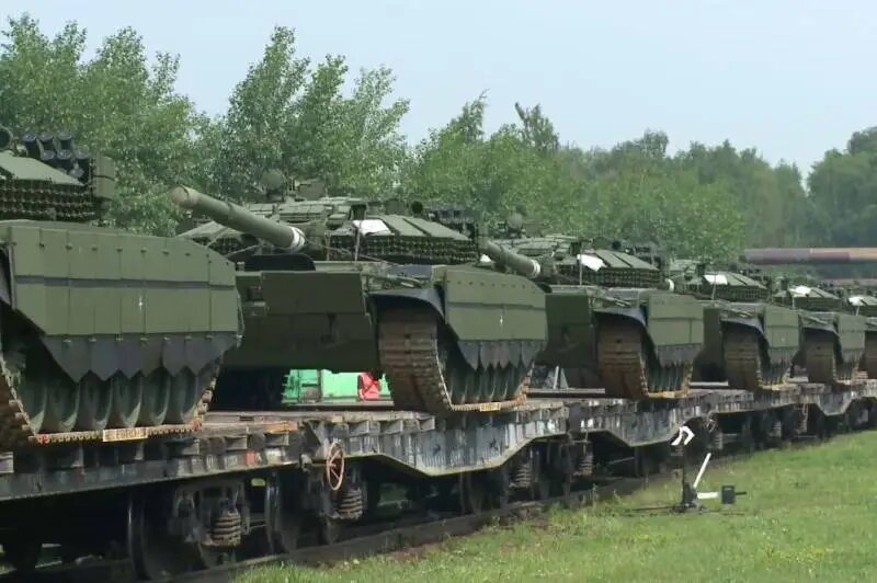 В России возобновили выпуск газотурбинных двигателей для танков Т-80, производство запущено в Калуге на ПАО "КАДВИ". Об этом сообщает сразу несколько российских ресурсов.