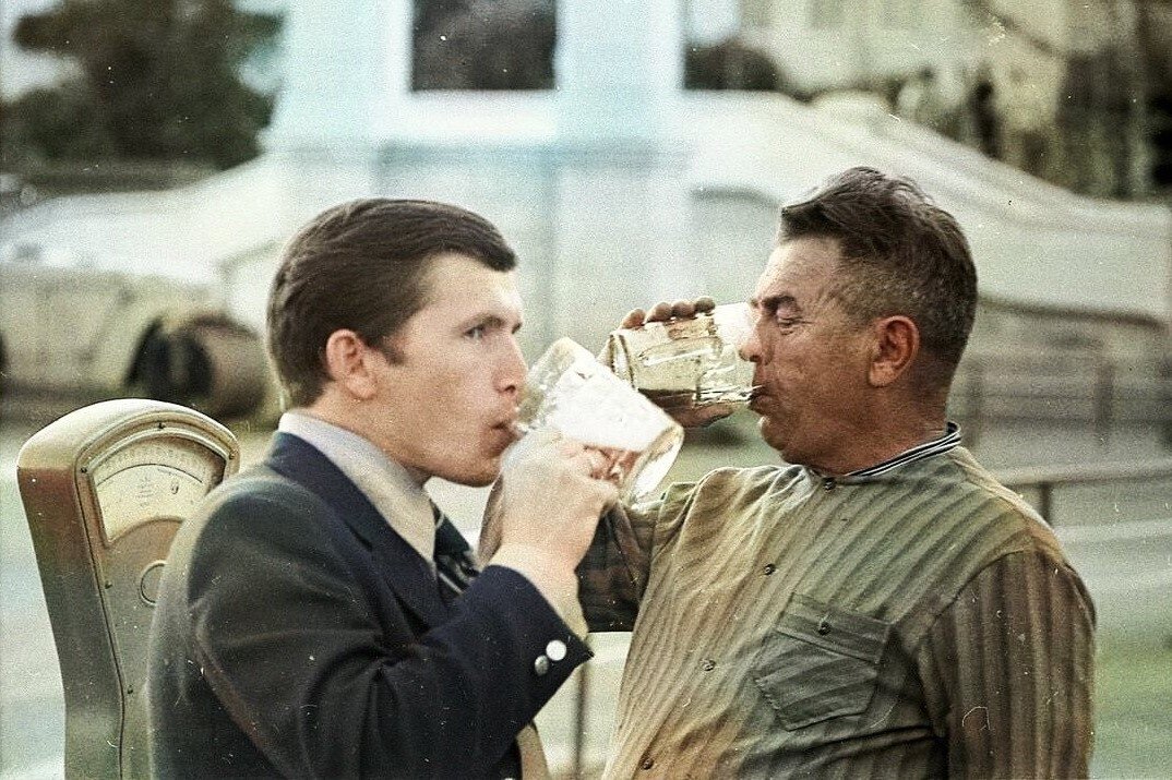 Между разными поколениями всегда возникают споры о том, когда пиво было лучше - в СССР, 90-е или в современные годы. Я застал разные периоды времени, потому мне есть с чем сравнивать.